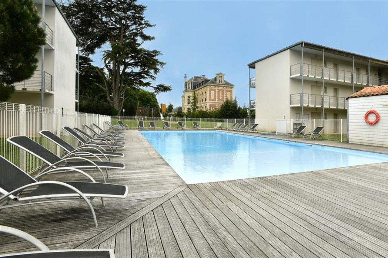 Vacanceole - Le Domaine Du Chateau - La Rochelle / Ile De Re Aparthotel ลากอร์ ภายนอก รูปภาพ