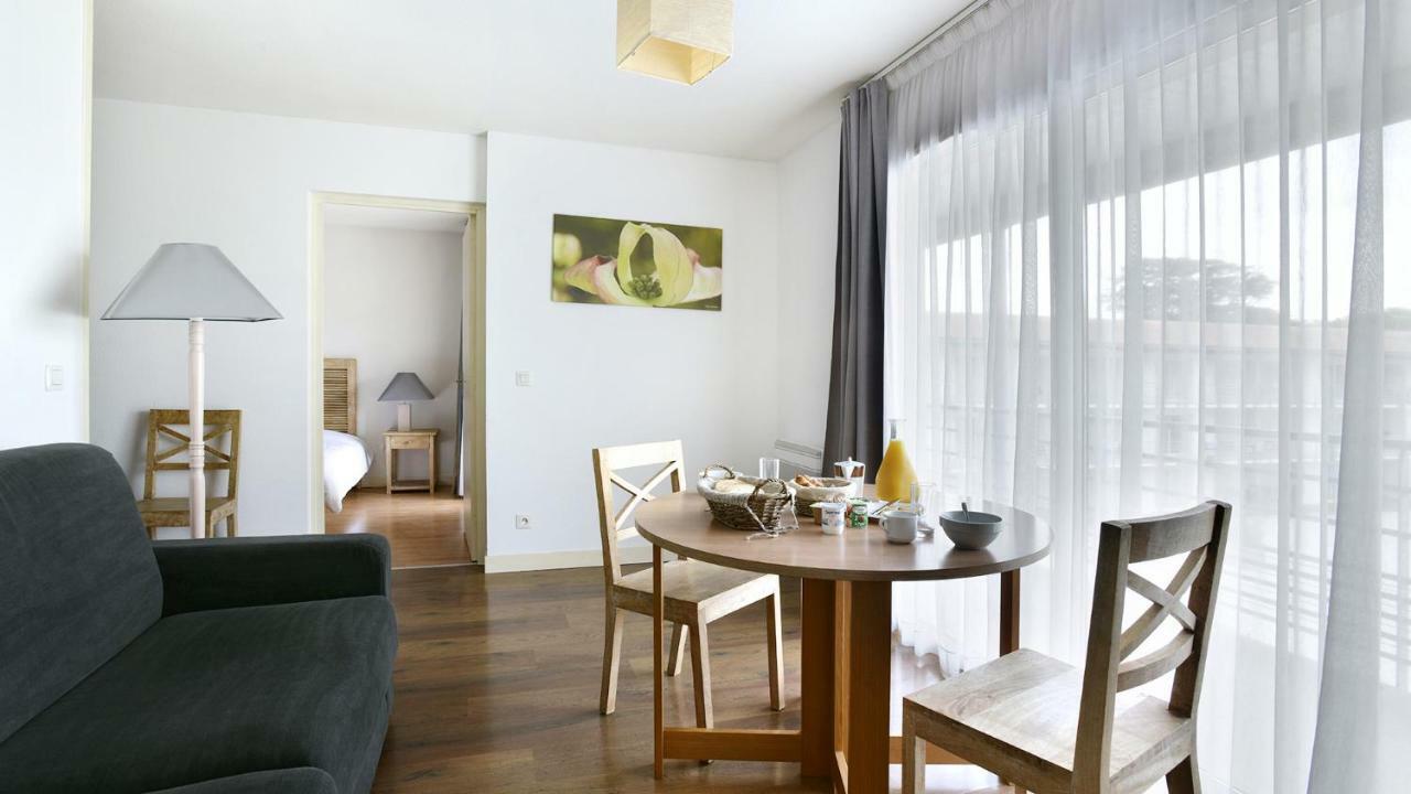 Vacanceole - Le Domaine Du Chateau - La Rochelle / Ile De Re Aparthotel ลากอร์ ภายนอก รูปภาพ